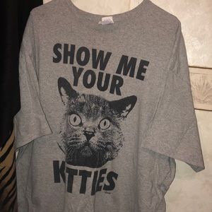“show me your kitties” Men’s t-shirt.